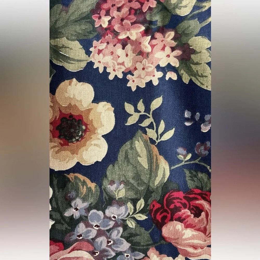 2 Yards 54" Wide Unpholstery Fabric Raymond Waites Antique Garden Pattern Floral - Picture 3 of 6